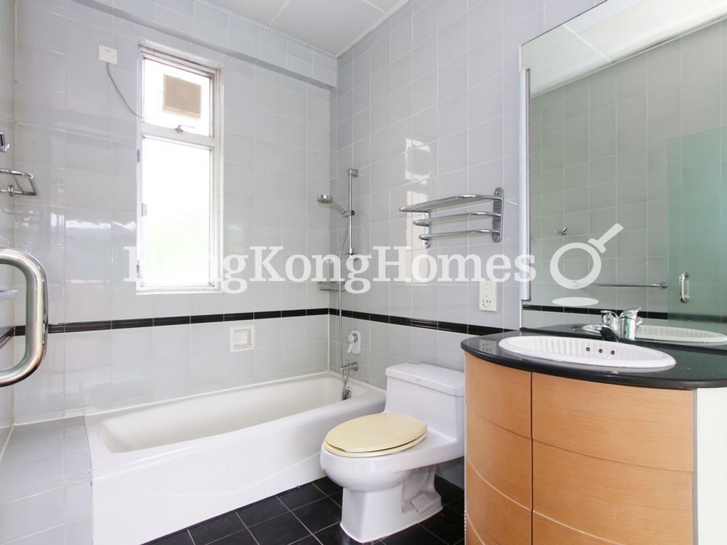Second Ensuite Bathroom — 紅山半島 棕櫚徑，大潭