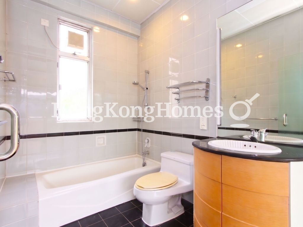 Second Ensuite Bathroom — 紅山半島 棕櫚徑，大潭
