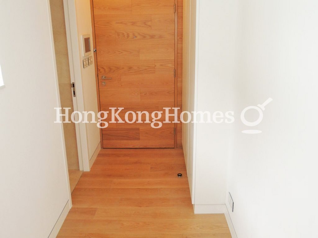 Entrance Corridor — The Repulse Bay - de Ricou, Repulse Bay