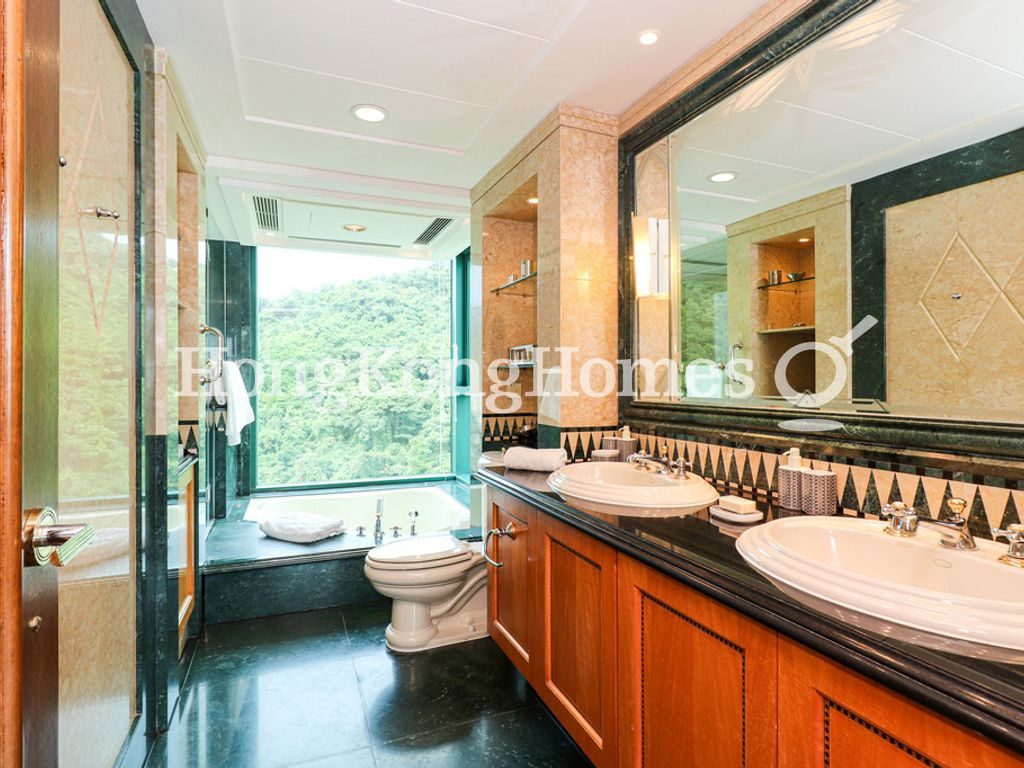 Master Bathroom — 淺水灣道 127 號，淺水灣