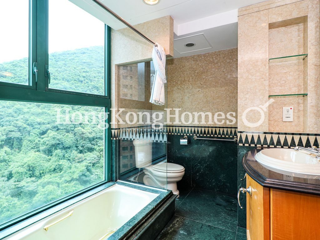 Second Ensuite Bathroom — 淺水灣道 127 號，淺水灣