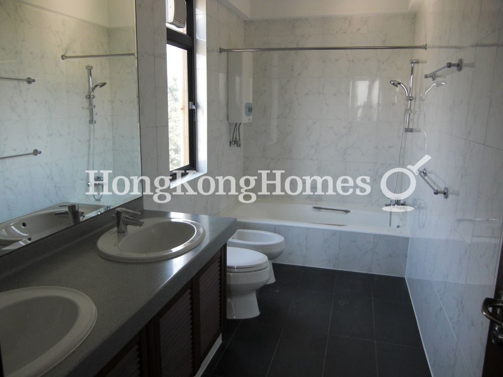 Master Bathroom — 曼赫頓大廈，淺水灣
