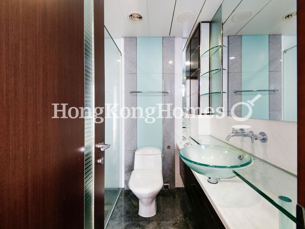 Guest Bathroom — 君臨天下 3座，尖沙咀