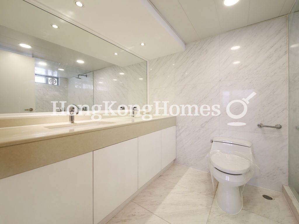 Master Bathroom — 喜蓮花園 B座，赤柱