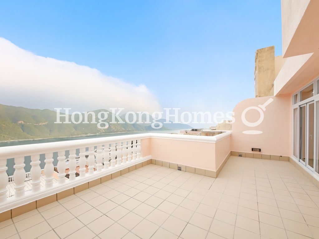Private Roof Terrace off Master bedroom — 紅山半島 棕櫚徑，大潭