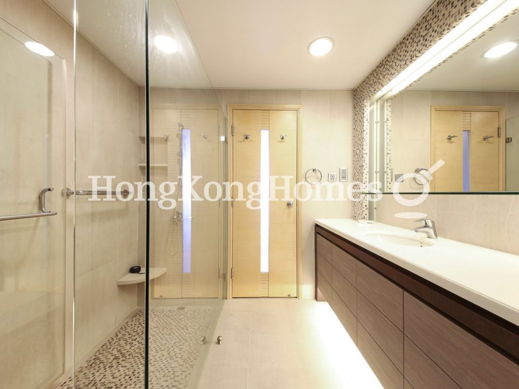 Master Bathroom — 帝景園 - 第01座，中半山