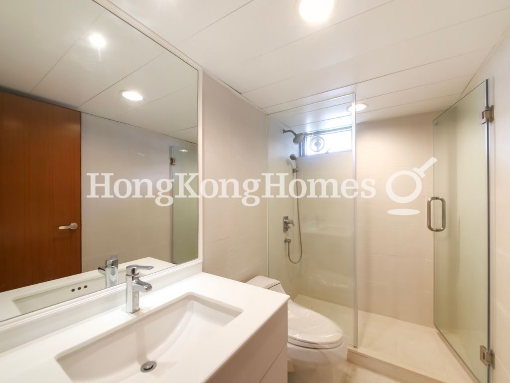 Guest Bathroom — 喜蓮花園 D座，赤柱