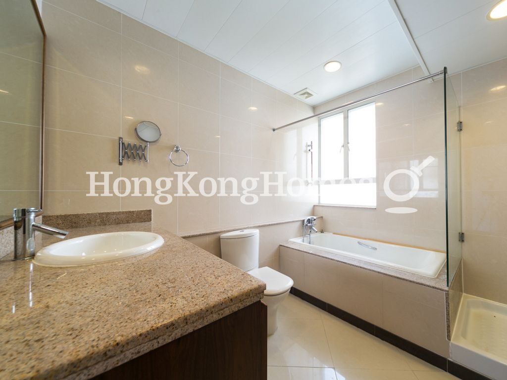 Master Bathroom — 淺水灣大廈 A座，淺水灣