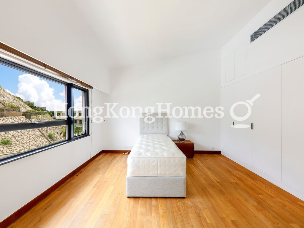 Second Bedroom — Undercliff, The Peak