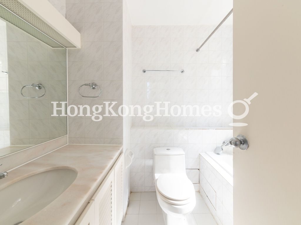 Second Ensuite Bathroom — 赫蘭道 6號，舂坎角