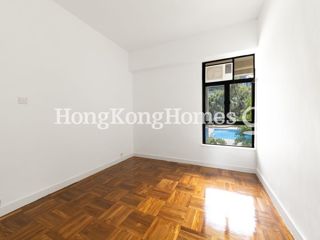 Third Bedroom — 赫蘭道 6號，舂坎角