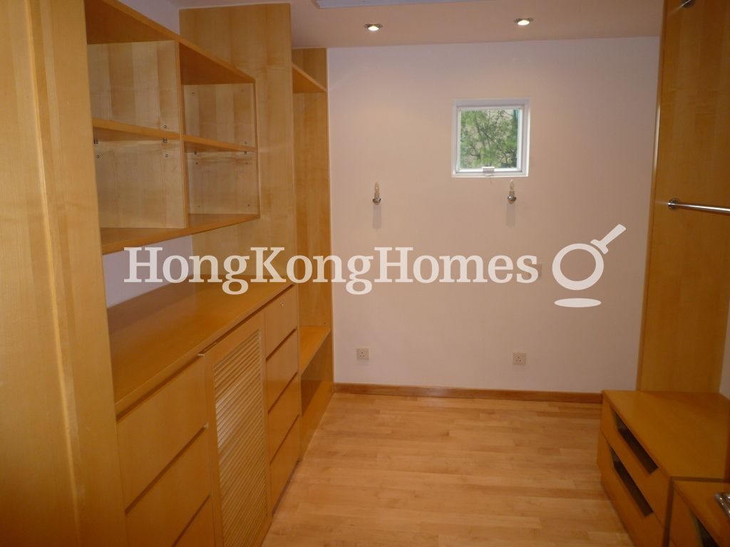 Living and Dining Room — Wilhelmina (81 Repulse Bay Road), Repulse Bay