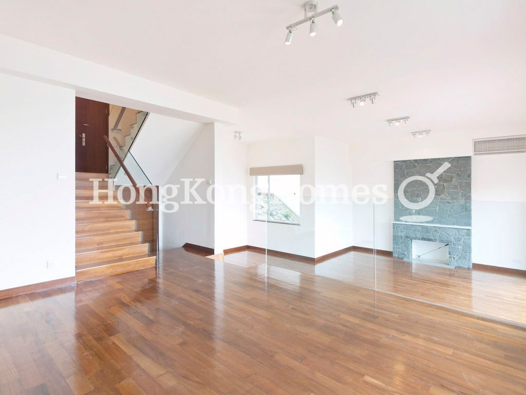 Dining Room — Horizon Lodge, Chung Hom Kok