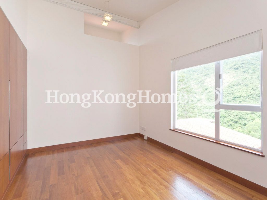 Third Ensuite Bedroom — Horizon Lodge, Chung Hom Kok