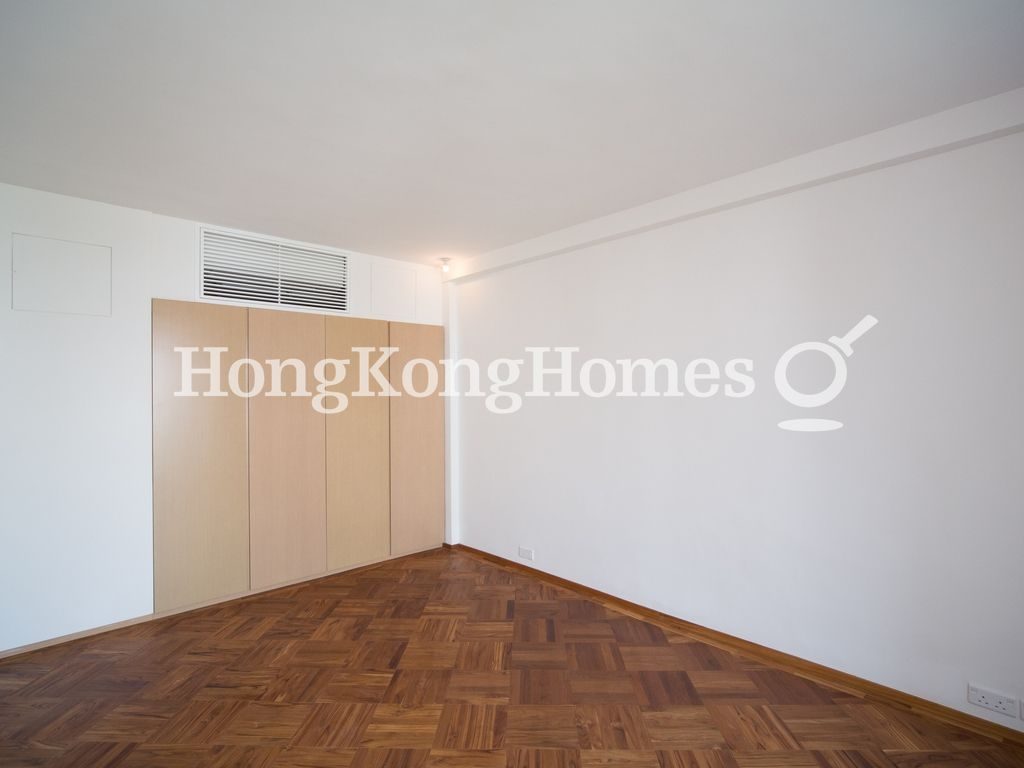 Second Ensuite Bedroom — Headland Road, 3, Chung Hom Kok
