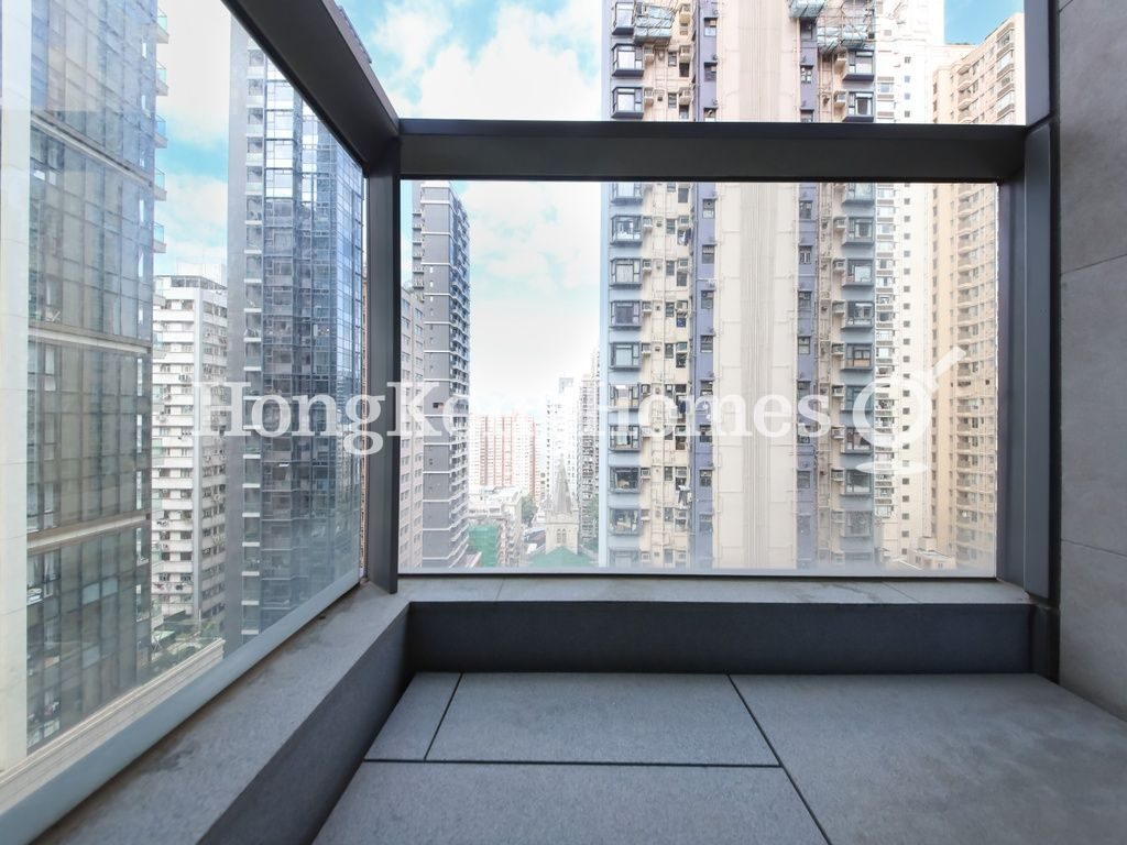 Balcony off Living and Dining Room — 明德山，西營盤