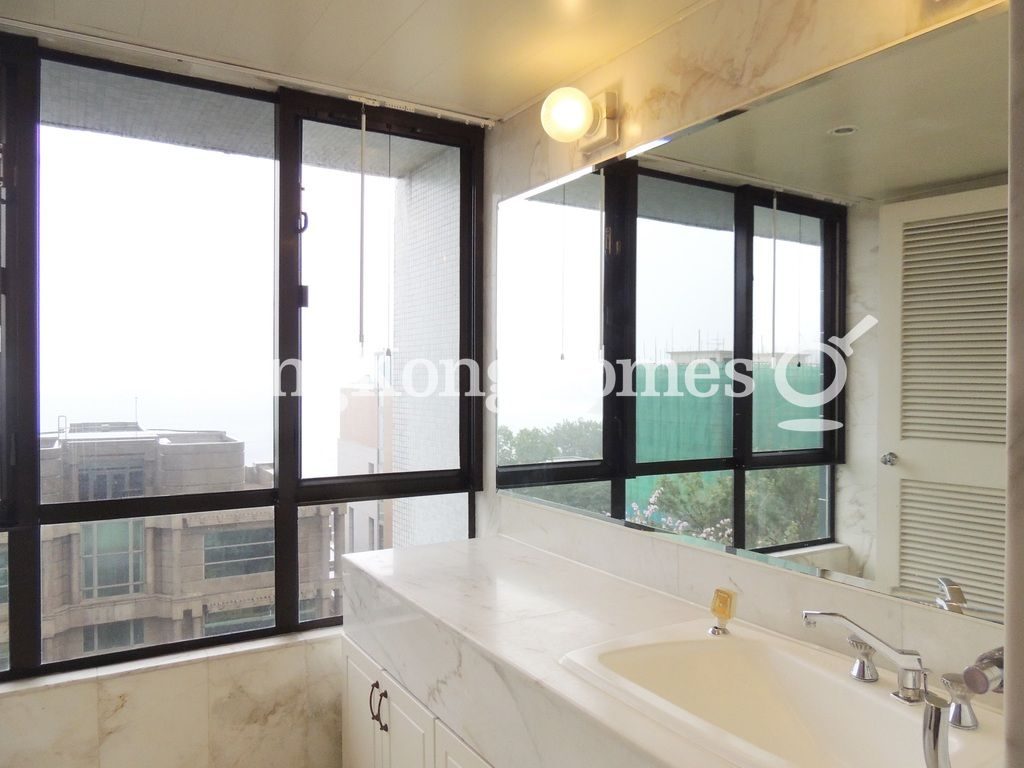 Master Bathroom — 濱景園，淺水灣