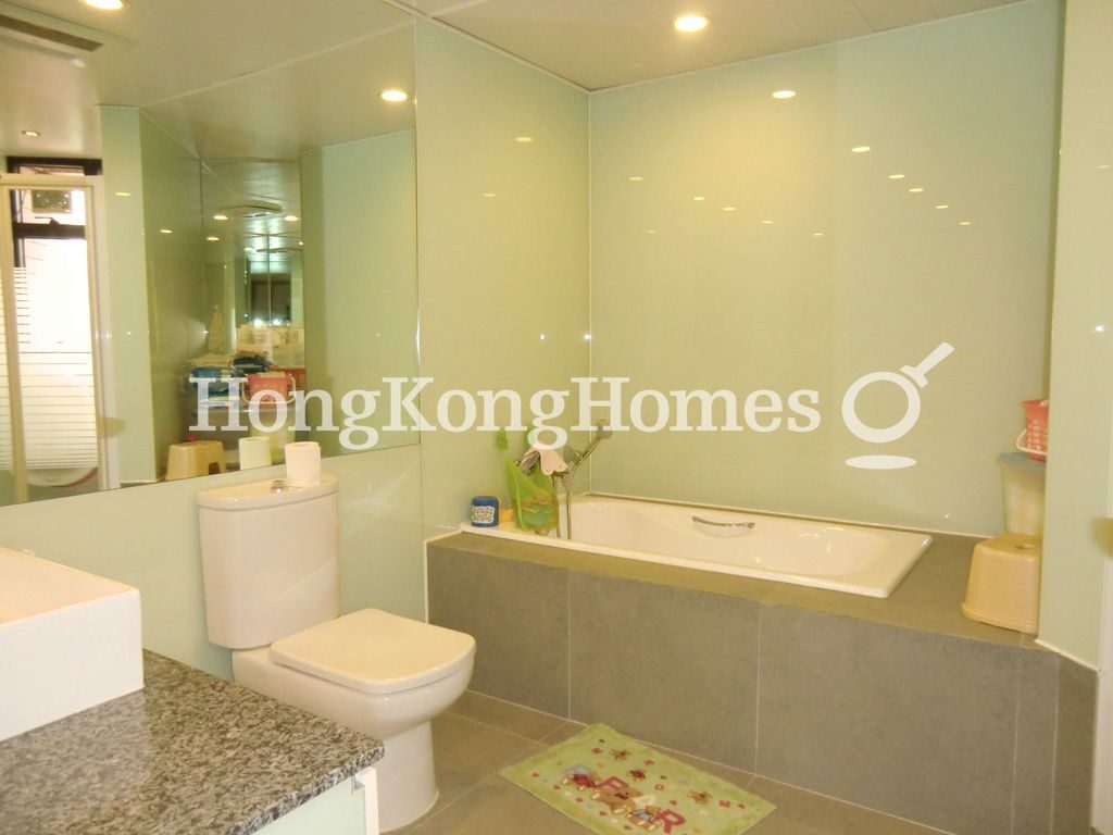 Guest Bathroom — 浪琴園 - 第04座，大潭