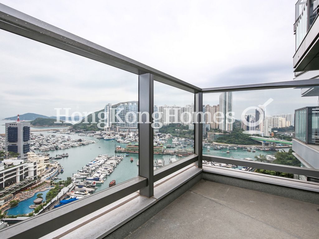 Balcony off Master Bedroom — 深灣9號 - 第9座，黃竹坑