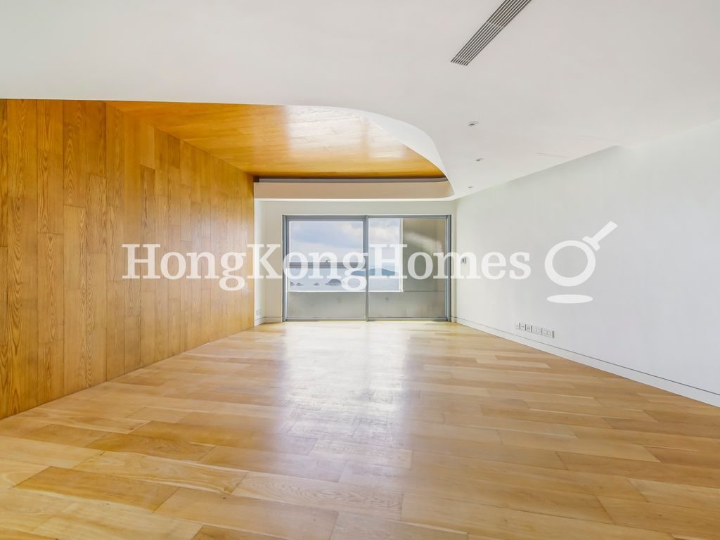Living and Dining Room — The Repulse Bay - de Ricou, Repulse Bay