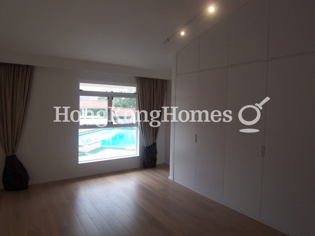 Second Bedroom — Strawberry Hill, The Peak