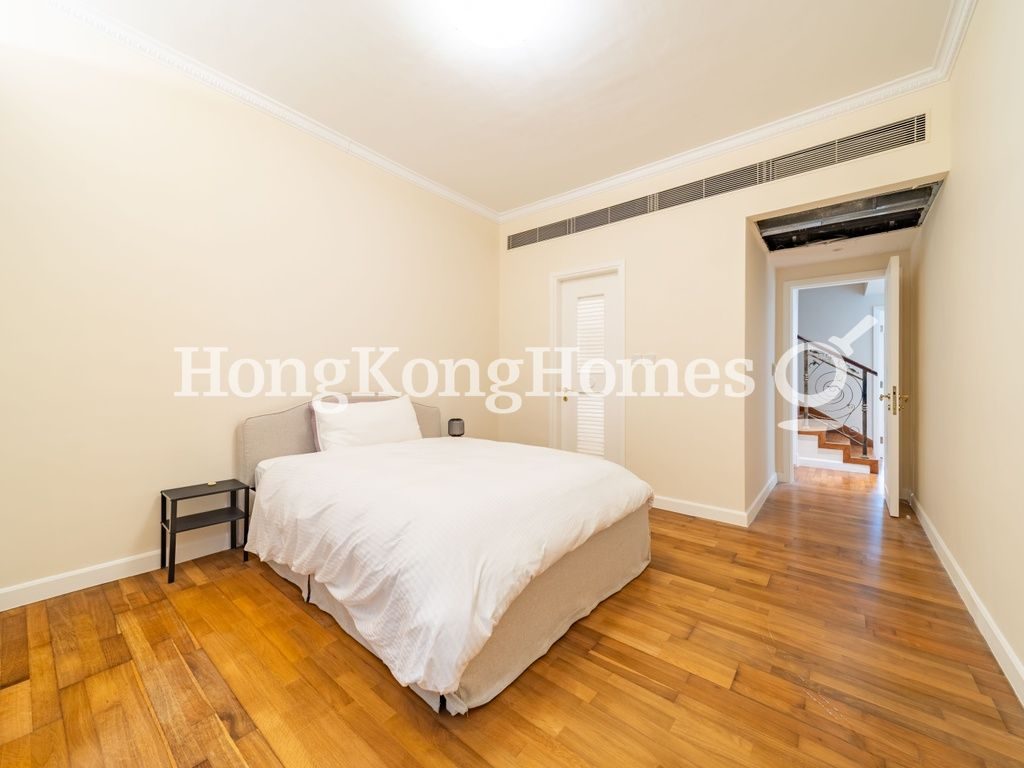Third Ensuite Bedroom — Regalia Bay, Stanley