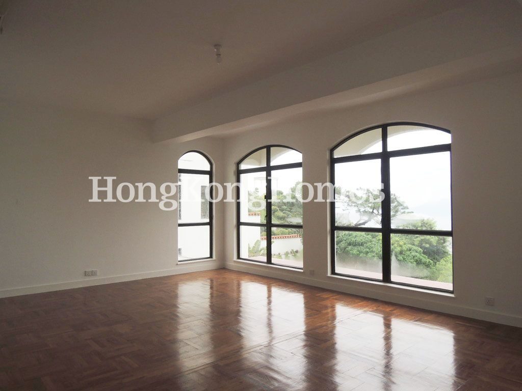 Living Room — Magnolia Villas, Pokfulam