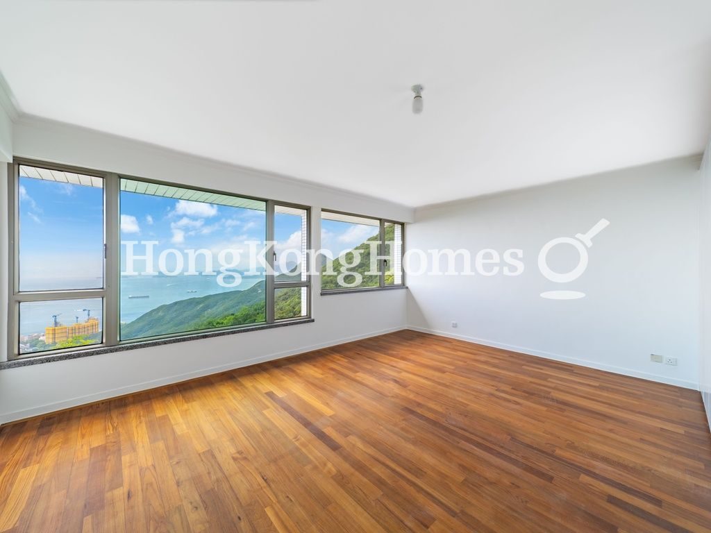 Master Bedroom — Mount Austin Estate, The Peak