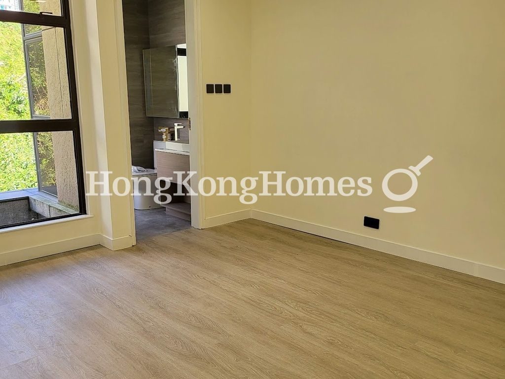 Second Ensuite Bedroom — 深水灣道51- 55號，深水灣