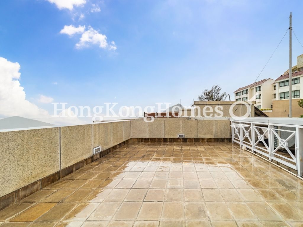 Private Roof Terrace — 深水灣道51- 55號，深水灣