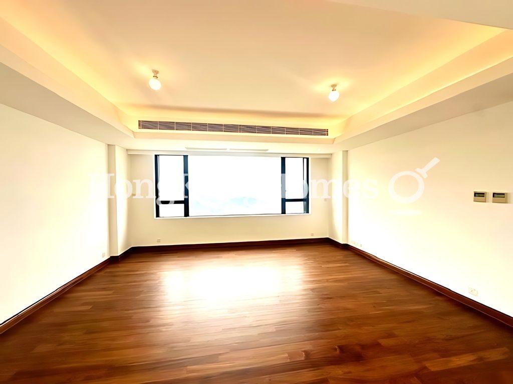 Master Bedroom — Coombe Road, 21, The Peak
