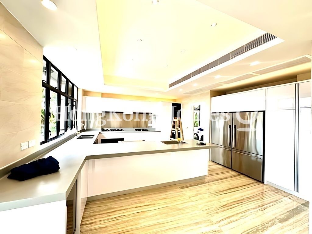 Open  & Close Kitchen — Coombe Road, 21, The Peak