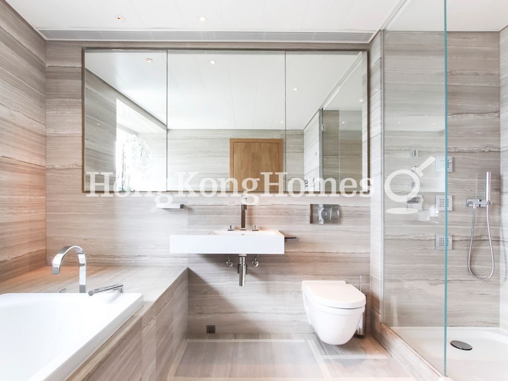 Third Ensuite Bathroom — 曉廬，東半山