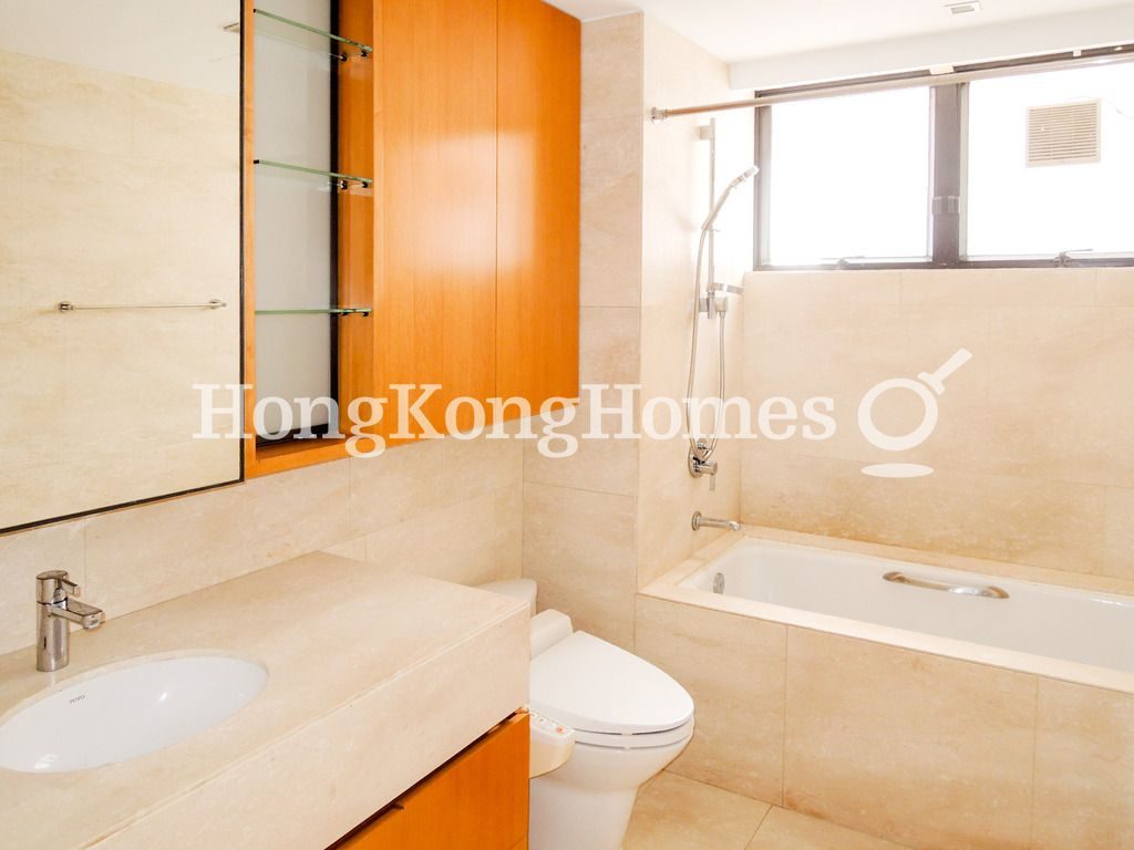 Second Ensuite Bathroom — 深水灣道 39號，深水灣