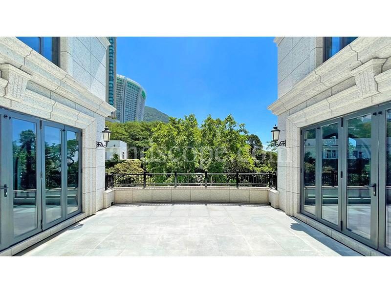 photo 4 — Repulse Bay Road, Repulse Bay