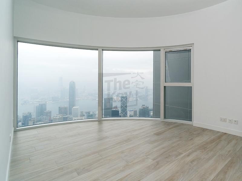 photo 6 — 56 Plantation Road, The Peak