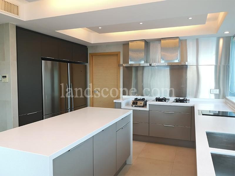 photo 13 — 56 Repulse Bay Road, Repulse Bay