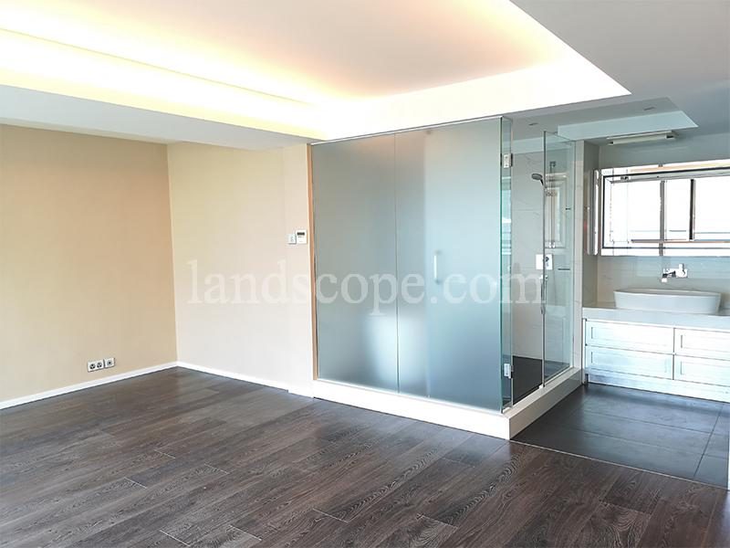 photo 3 — 56 Repulse Bay Road, Repulse Bay