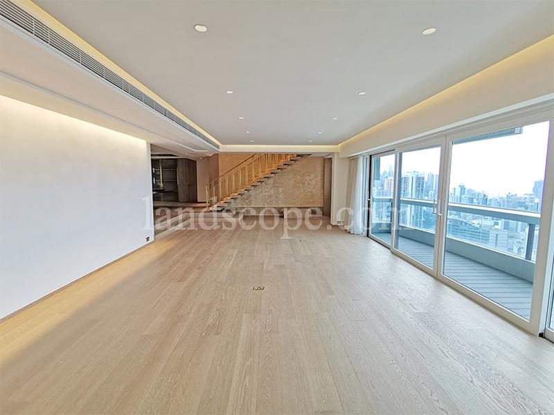 photo 2 — Hong Villa, Midlevels Central