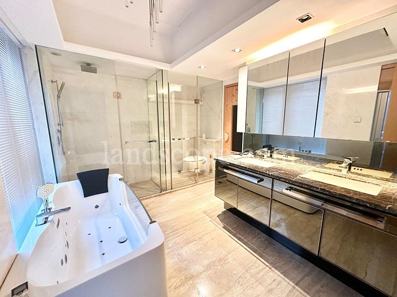 photo 9 — Imperial Cullinan, Hong Kong