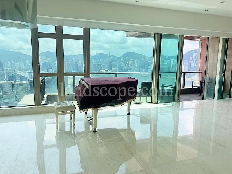 photo 4 — The Arch, Tsim Sha Tsui