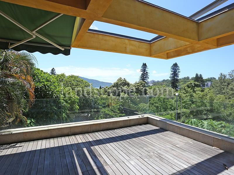 photo 4 — Carmelia, Stanley