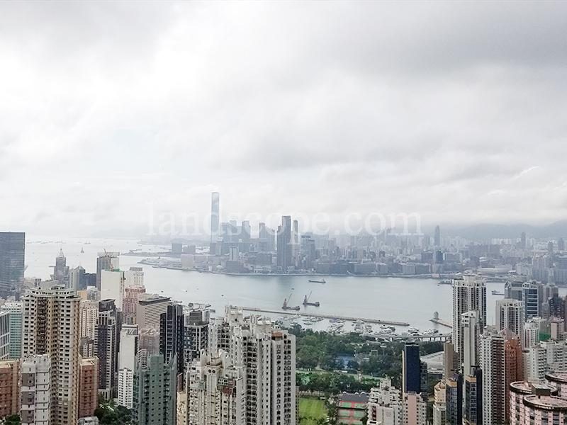 photo 3 — The Legend, Midlevels East