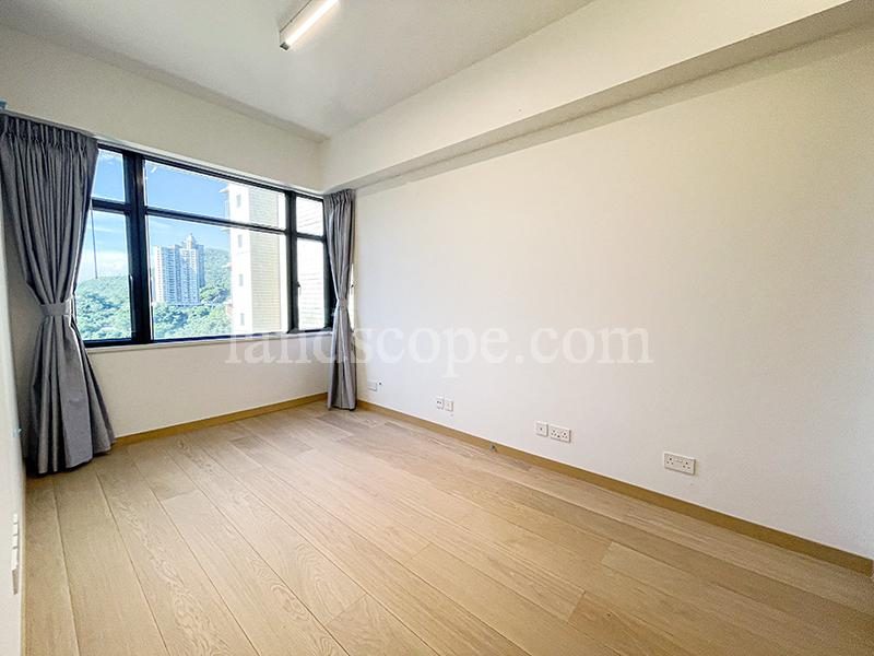 photo 7 — Fortuna Court, Repulse Bay