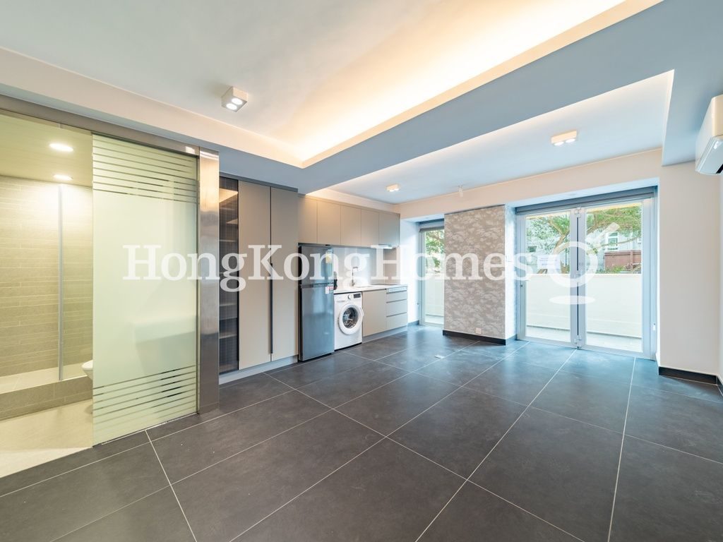 Studio — Wah Fai Court, Mid-levels West