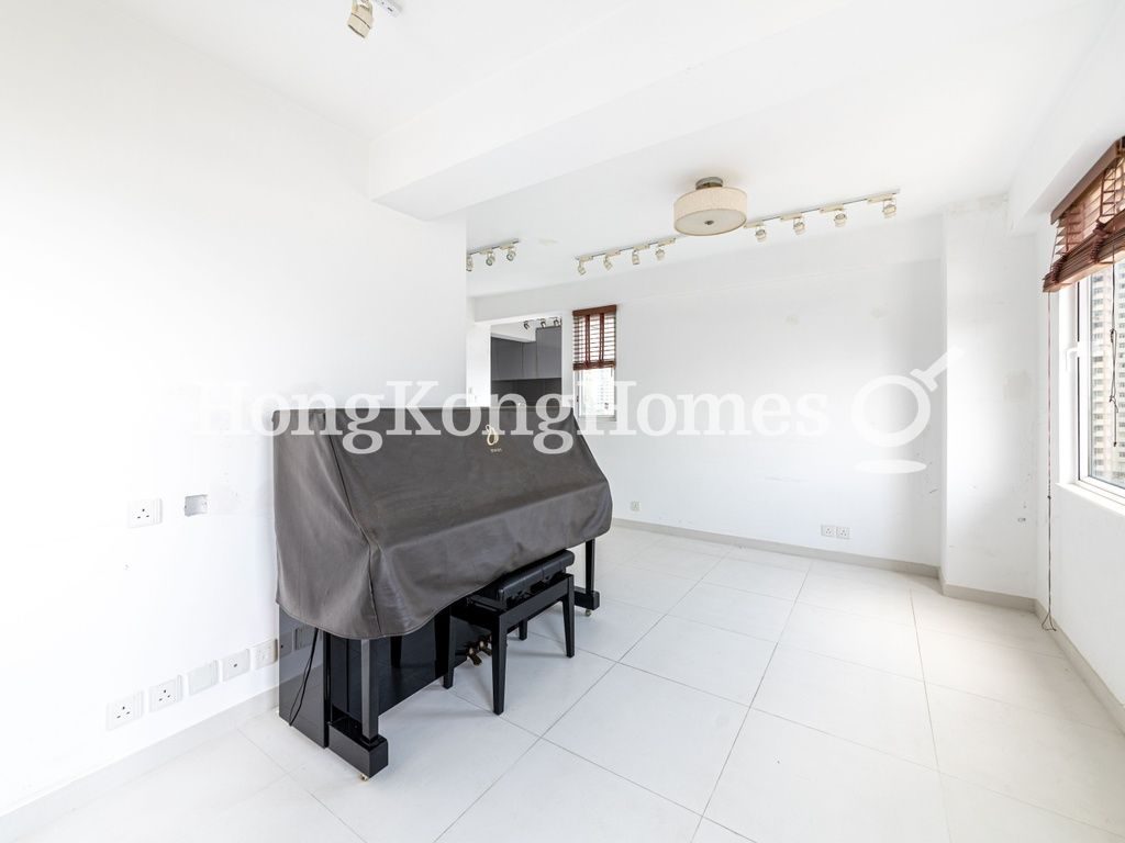 Living and Dining Room — Sun Court, Western / Kennedy Town