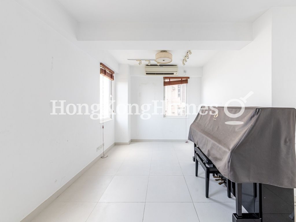 Living and Dining Room — Sun Court, Western / Kennedy Town