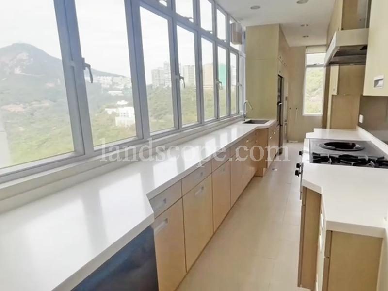 photo 11 — 37 Repulse Bay Road, Repulse Bay