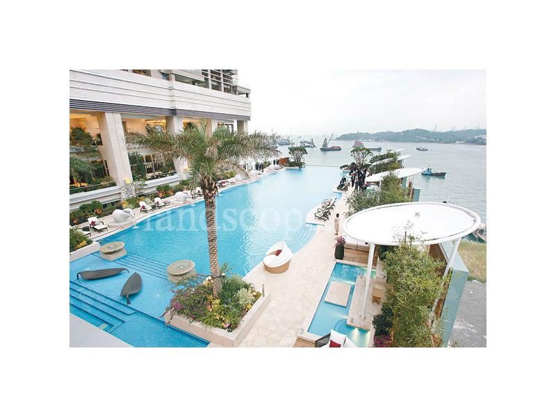 photo 2 — One Silversea, Hong Kong