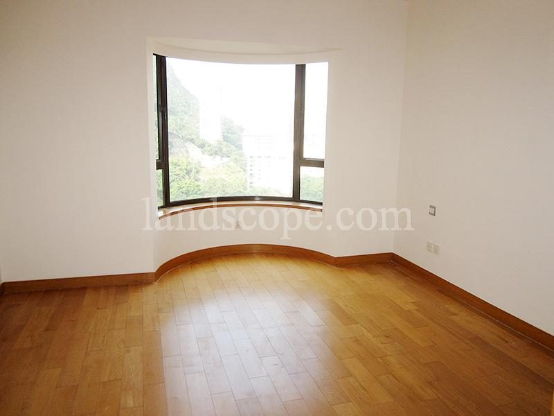 photo 9 — Garden Terrace 2 & 3, Midlevels Central